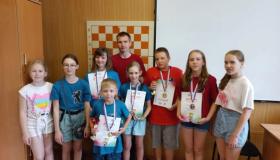 На Всероссийских соревнованиях в Твери учащиеся нашей школы добавили в копилку медали дисциплины "русские шашки".
